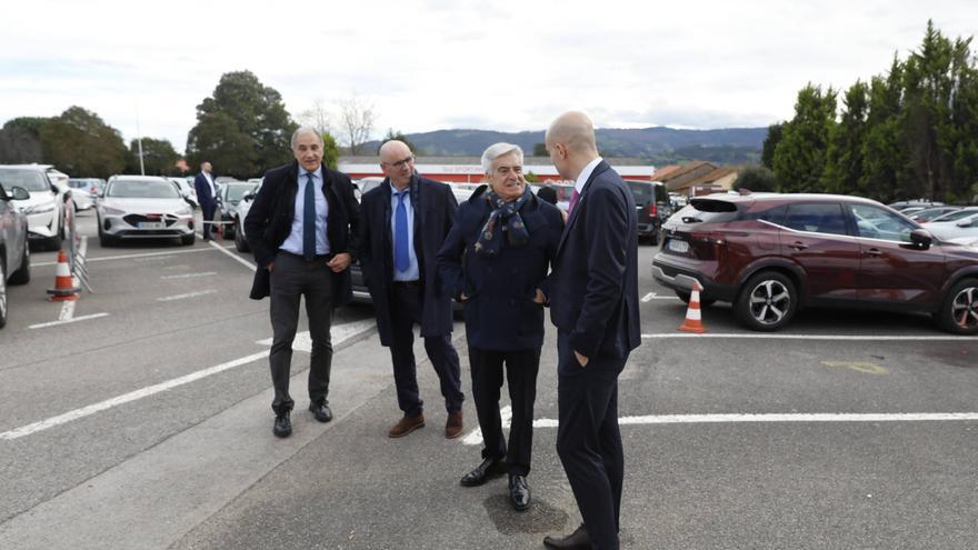 Pedro Rocha, presidente de la Federación Española de Fútbol, se reúne con el Principado y el Sporting