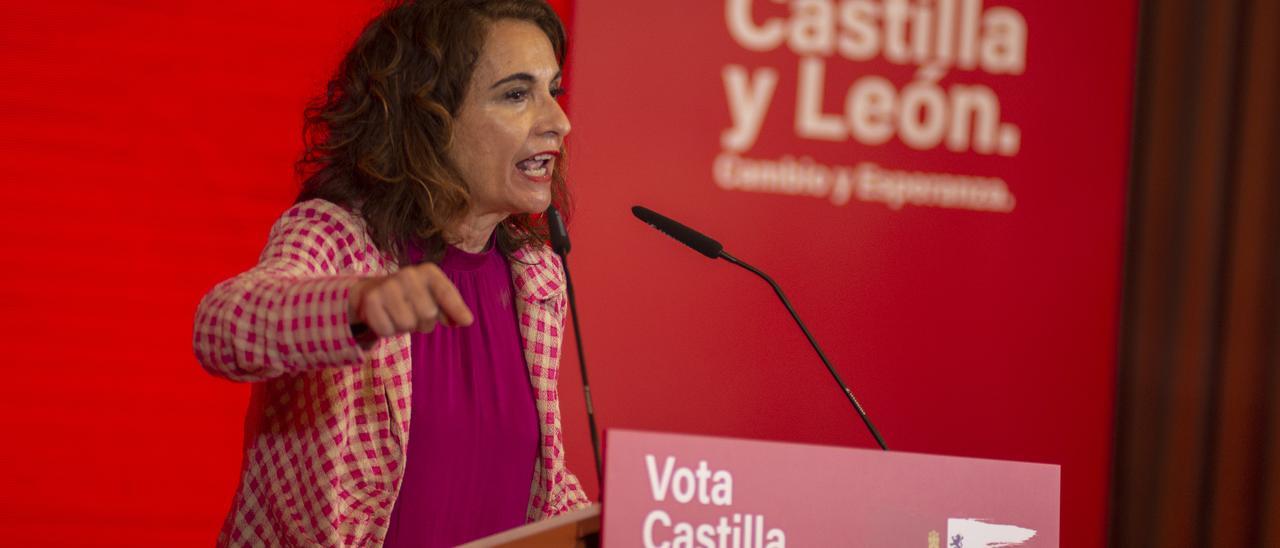 La ministra de Hacienda, María Jesús Montero, en un acto del PSOE.