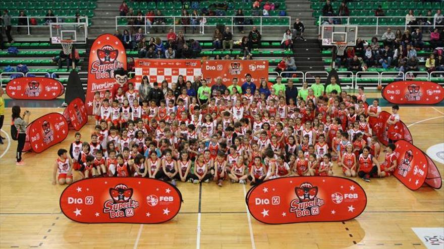 Arranca en el Multiusos de Cáceres la SuperLiga Dia-FEB de minibasket con 192 niños de 16 equipos