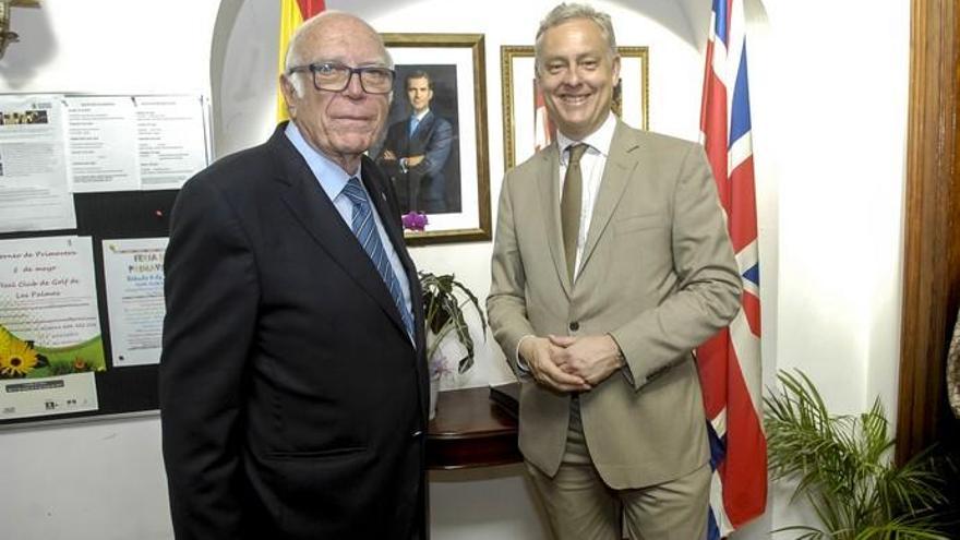 Reunión del embajador británico con la colonia inglesa de la capital grancanaria