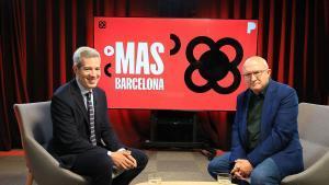 Entrevista de Oriol Nolis, director de La 2Cat con Sergi Mas en el plató de El Periódico.