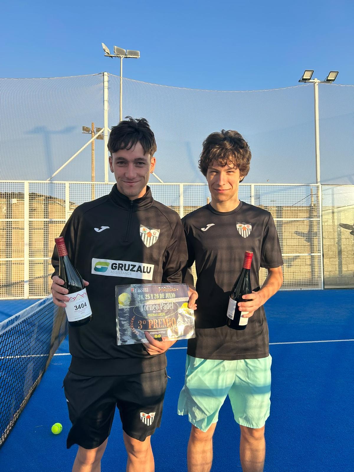 Los tres primeros clasificados se llevaron unos deliciosos premios.