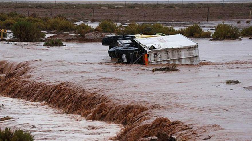 Un diluvio obliga a suspender la sexta etapa del Dakar