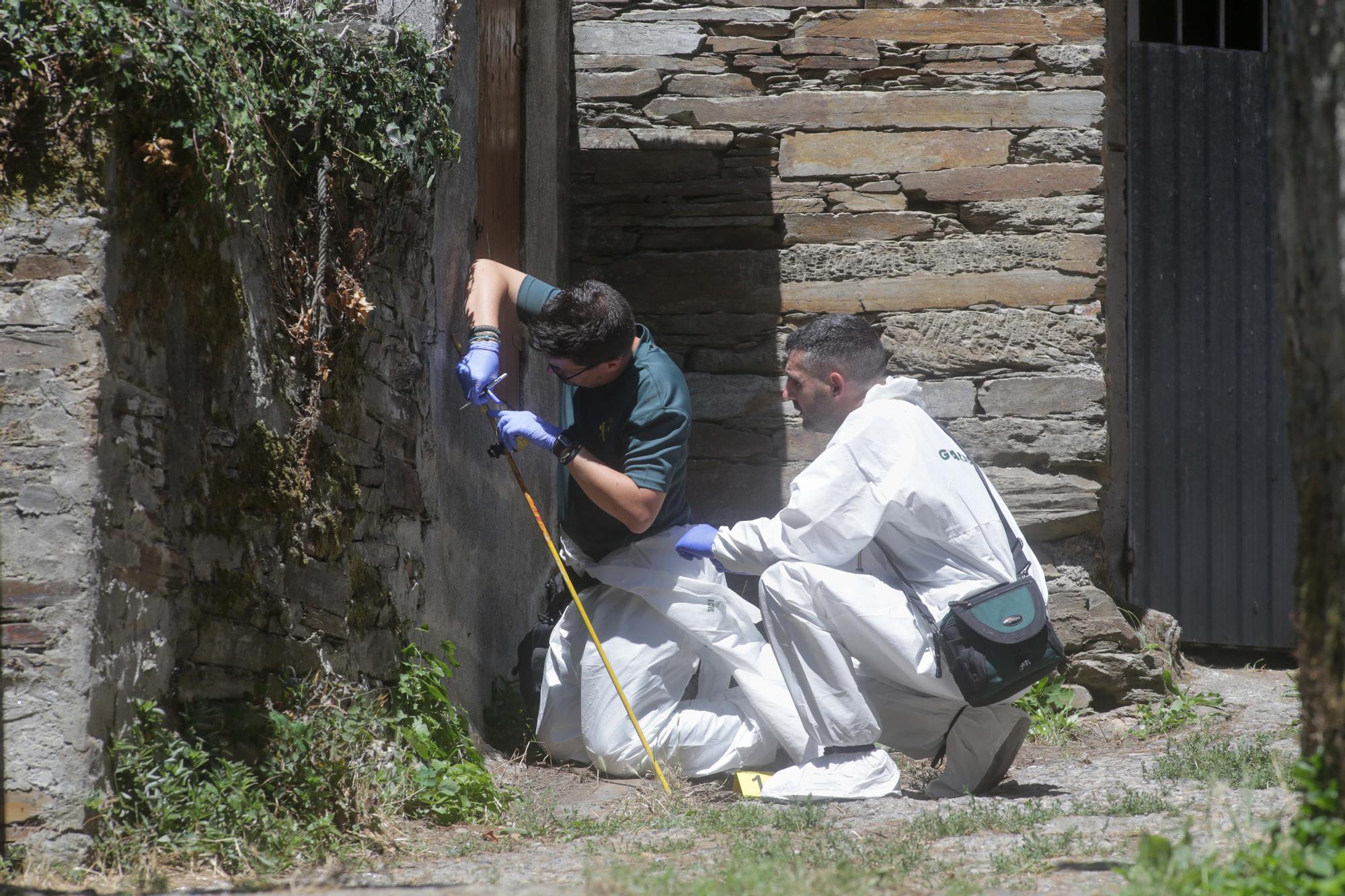 Detenido un hombre en Samos por asesinar a un vecino de 81 años y acuchillar a su mujer