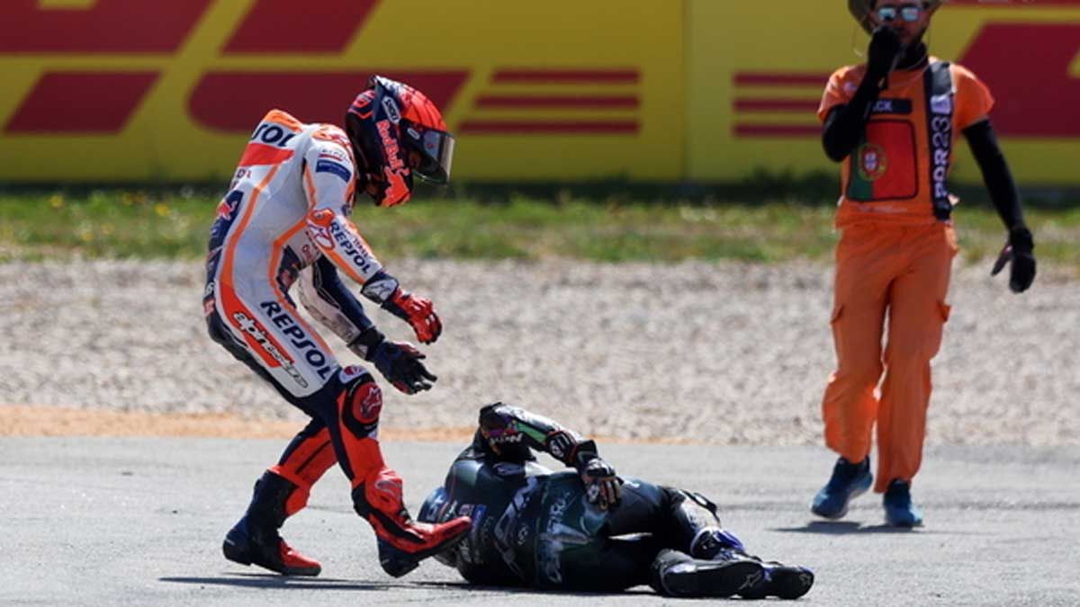 Márquez fue a socorrer a Oliveira tras el accidente