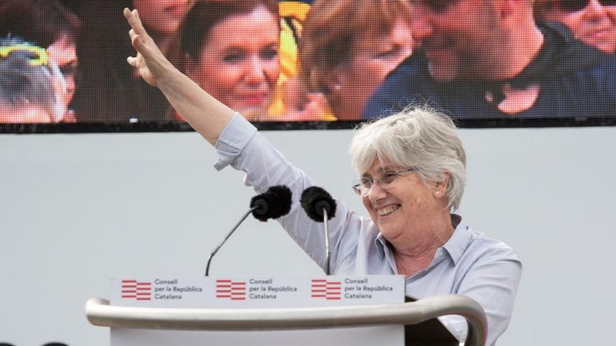 Clara Ponsatí diu que ni Puigdemont va liderar l’1-O ni es va preparar la DUI