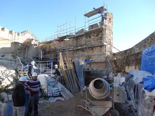 La Torre de l'Esperó comienza a tomar forma