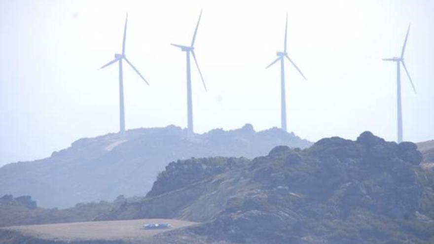 Acondicionamiento del asentamiento de un nuevo aerogenerador en la sierra de Requejo.