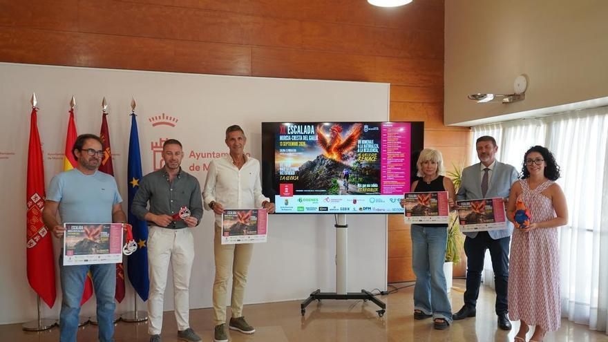 La cuadragésima edición de la Escalada Murcia-Cresta del Gallo rinde homenaje a los vecinos de Los Garres