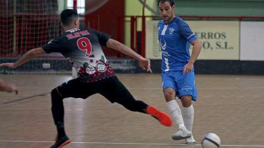 Un partido anterior del Inversia A Estrada Futsal. // Bernabé/J. C. Asorey