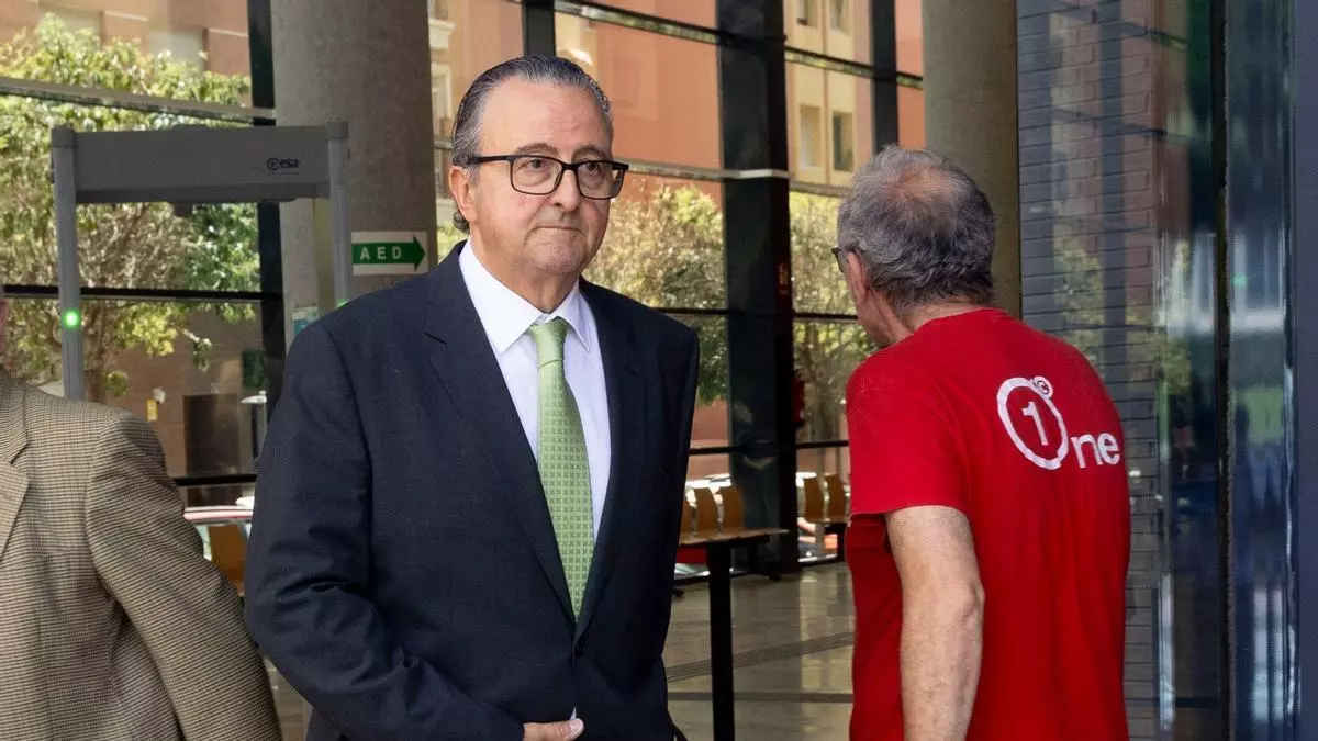 Los promotores que optaron a Les Naus declaran ante la jueza que era "un clamor" la cláusula que primaba la rapidez en presentar el proyecto