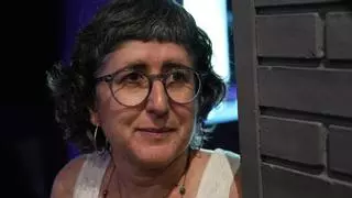 Montse Albets gana el Premi Llibreter 2025 con la novela ‘Només terra, només pluja, només fang’