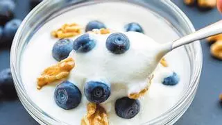 Los expertos desvelan la verdad sobre los yogures de proteínas y cuánto debes comer