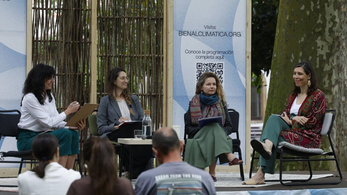 Por la izquierda, Sonia Pérez Olmedilla, Ione Ávila Palencia, Cristine Zanarotti y Paz González.