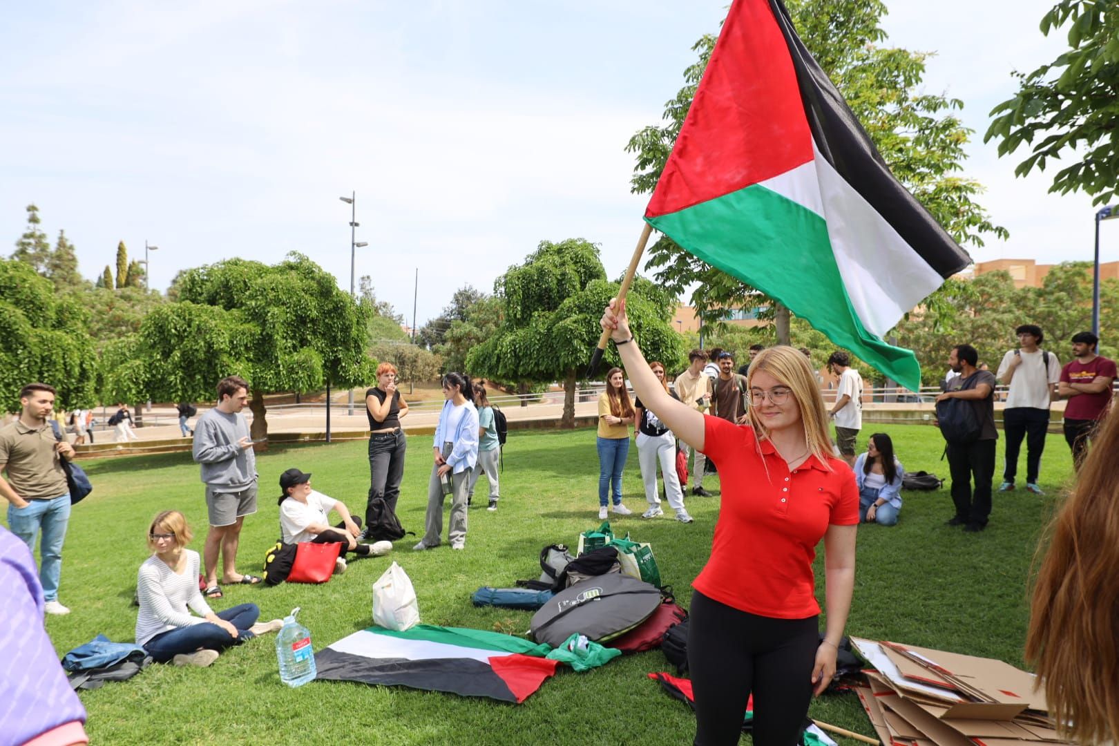 La UJI acampa contra la guerra en Gaza