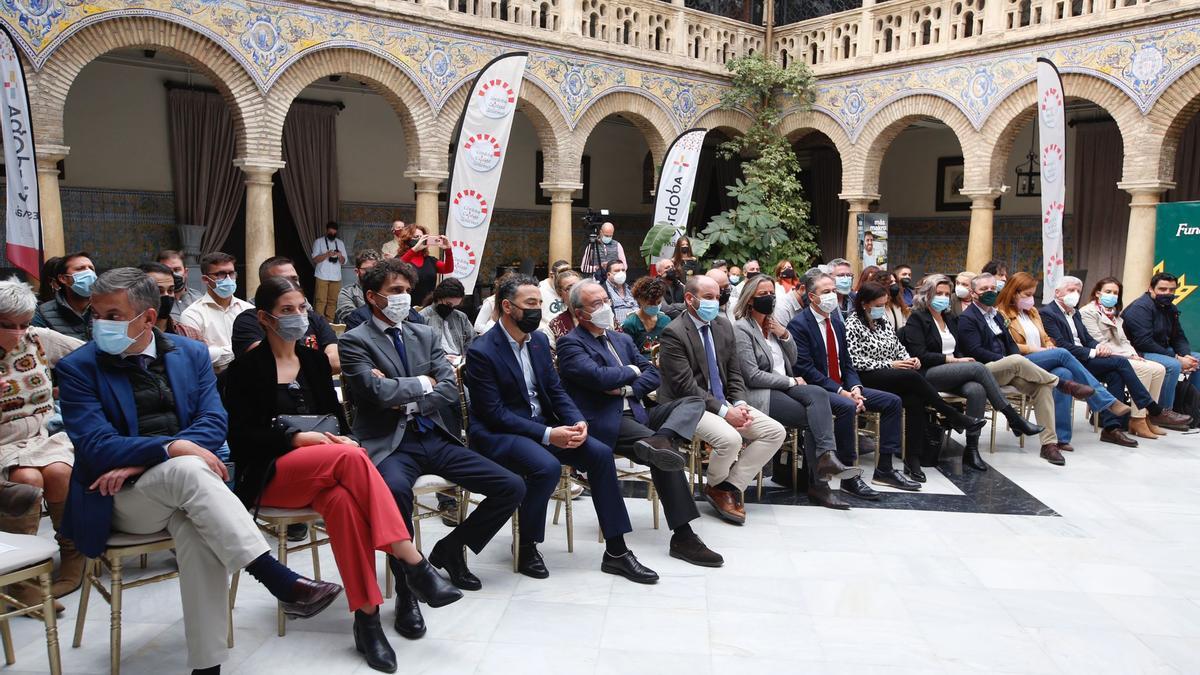 Público asistente a la entrega de galardones de Córdoba Califato Gourmet.