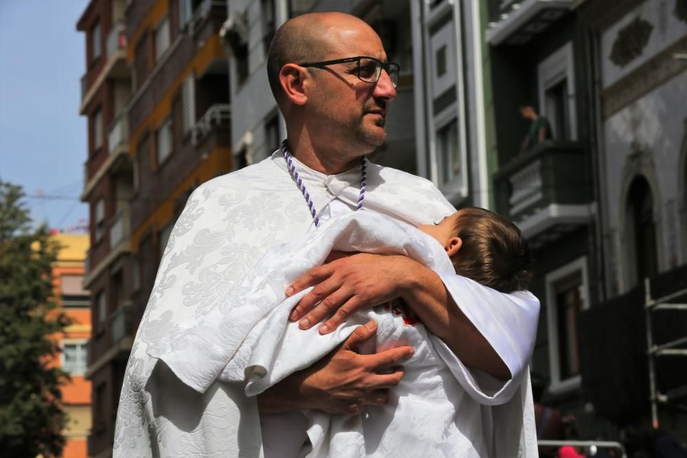 Desfile de Resurrección de la Semana Santa Marinera