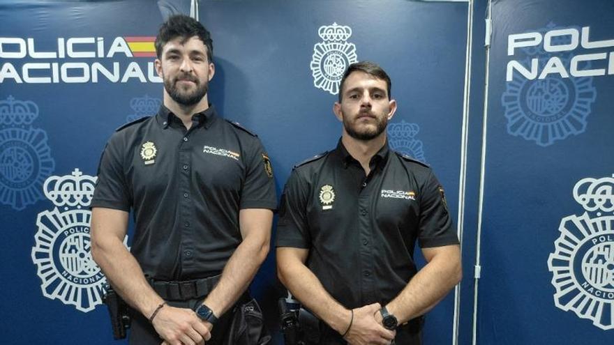  prácticas salvan la vida a un bañista en Llucmajor: "Lo vimos flotar inerte, nos miramos y dijimos: '¡Vamos, vamos!'"