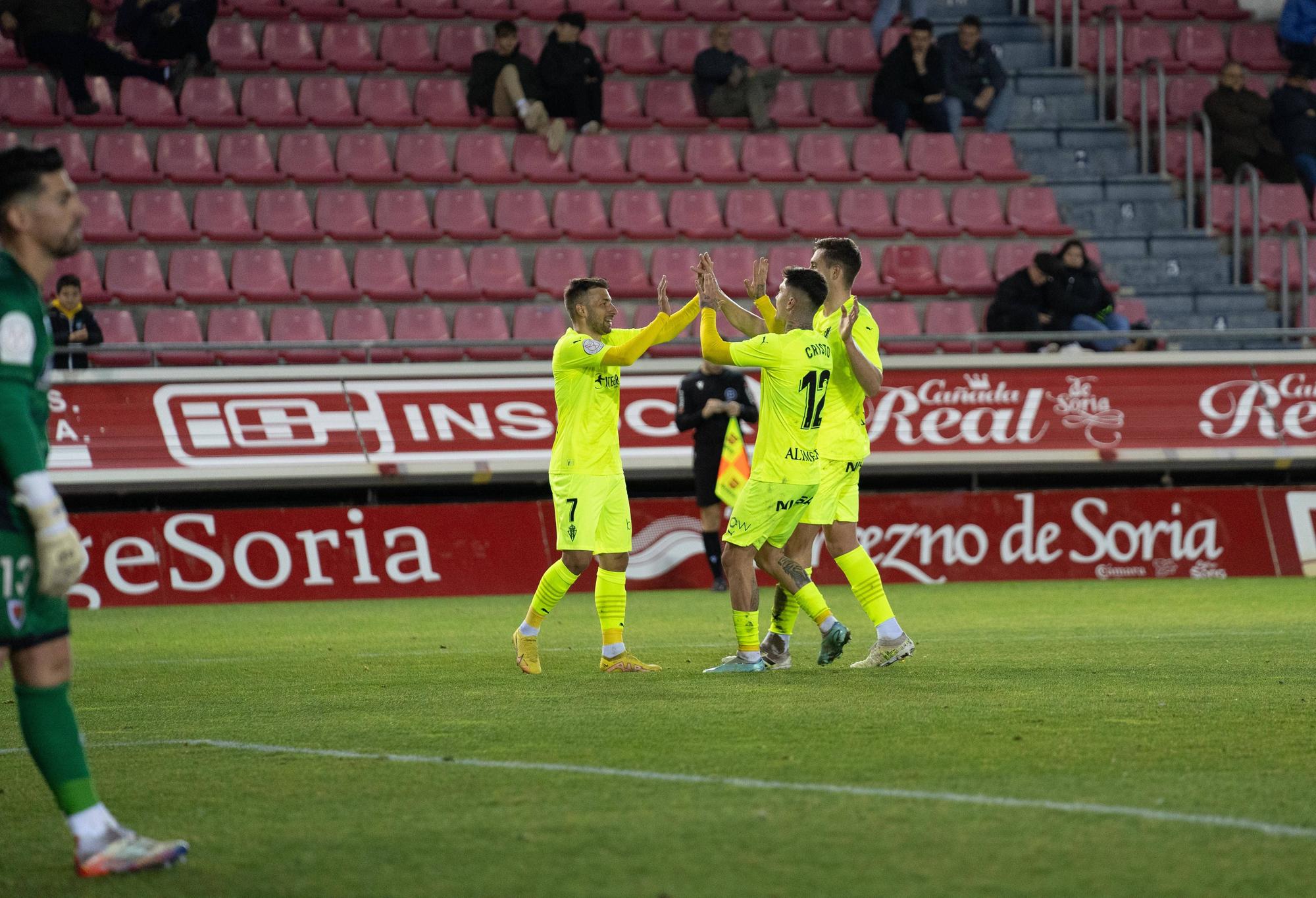 El partido de Copa entre el Numancia y el Sporting, en imágenes