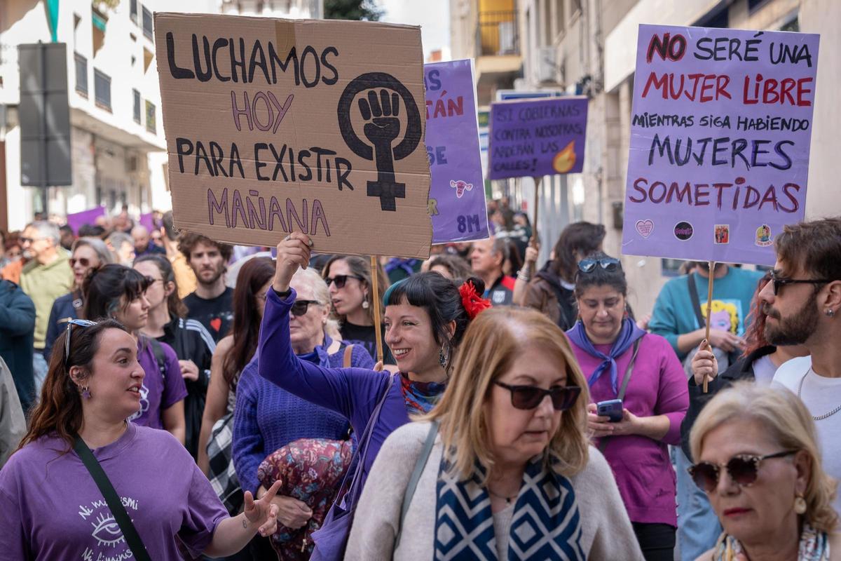 Galería |  Manifestación 8M en Mérida