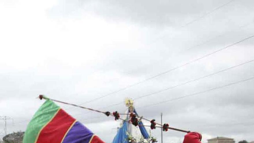 Las venias con el pendón.