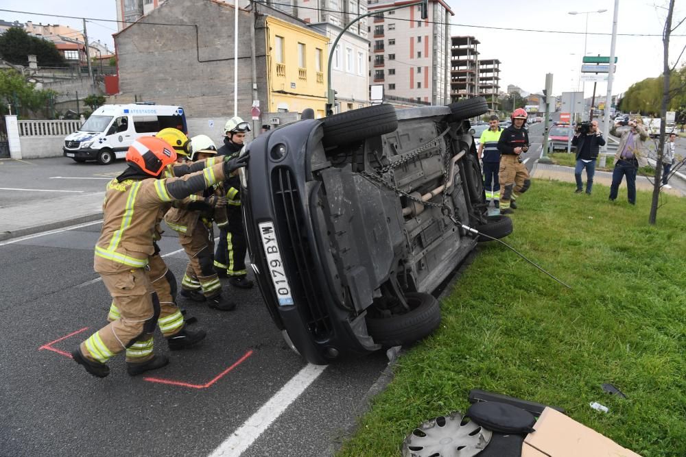 Aparatoso accidente en la avenida de Finisterre