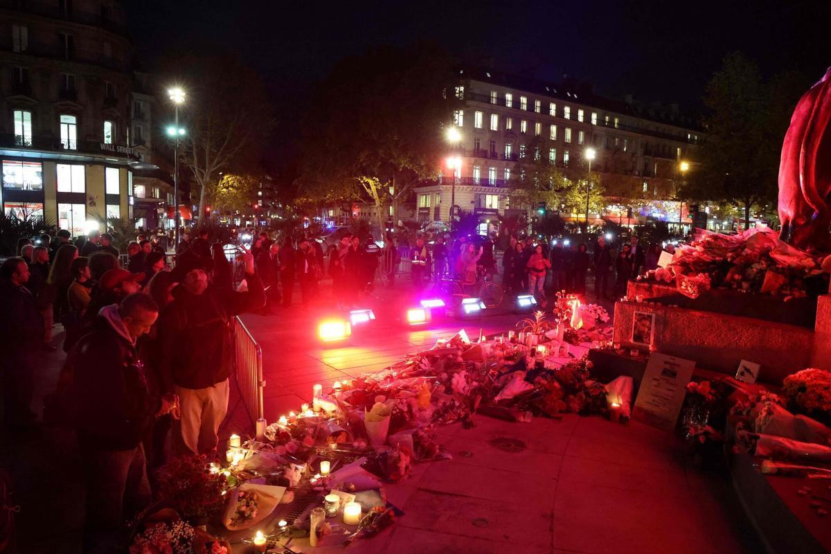 Memorial parisino en honor de las víctimas