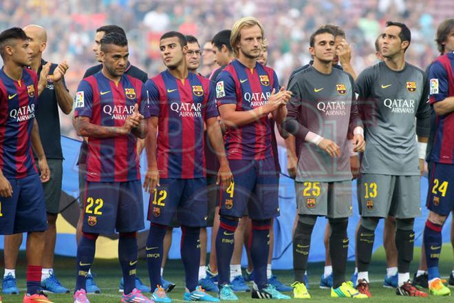 Aquí tienes las mejores fotografías de la presentación del primer equipo ante la afición culé en el Gamper