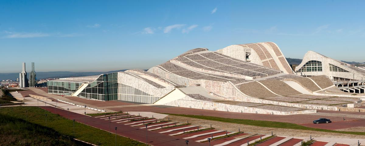 Cidade da Cultura en la cima del Gaiás