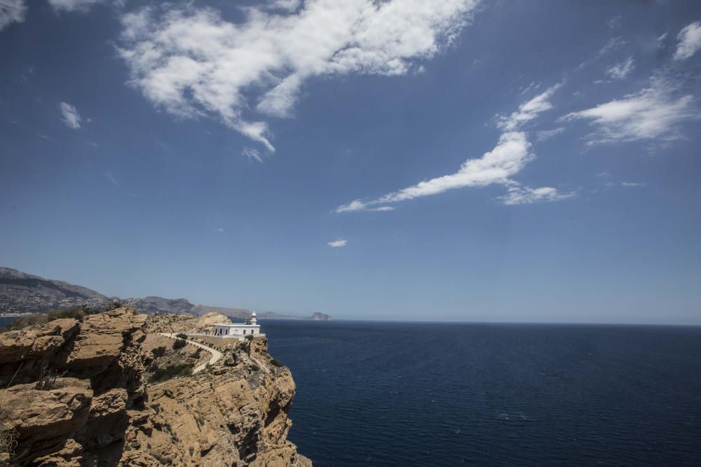 Imágenes espectaculares de los faros de Alicante