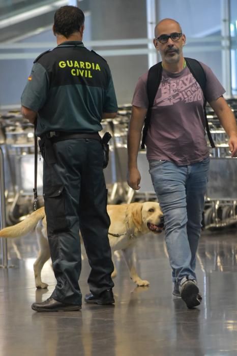 REPORTAJE UNIDAD CANINA AEROPUETO DE GRAN CANARIA