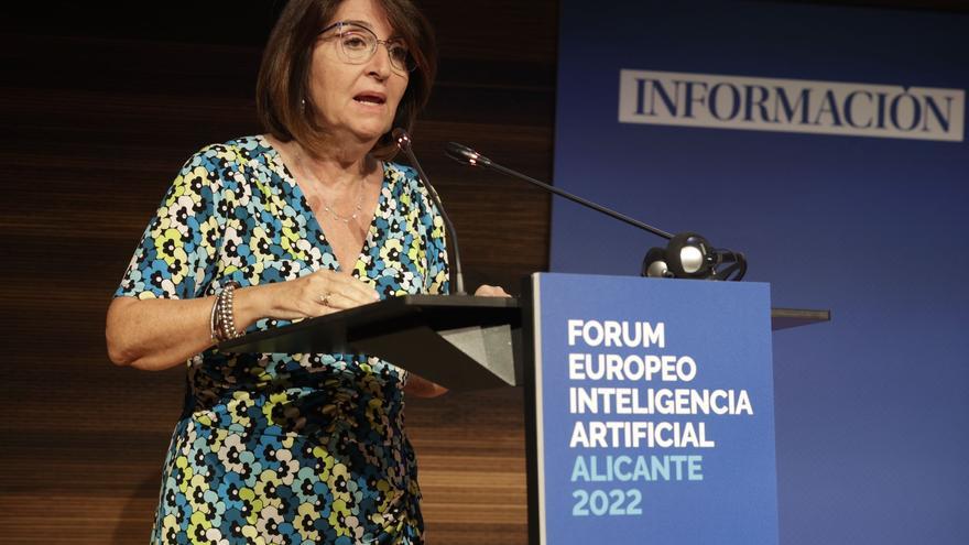 La rectora Amparo Navarro ofrece suelo en la UA al Gobierno para acoger la Agencia Nacional de Inteligencia Artificial