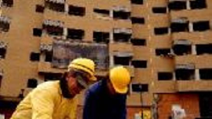 La Junta crea la Agencia Extremeña de Vivienda para coordinar el Plan 60.000