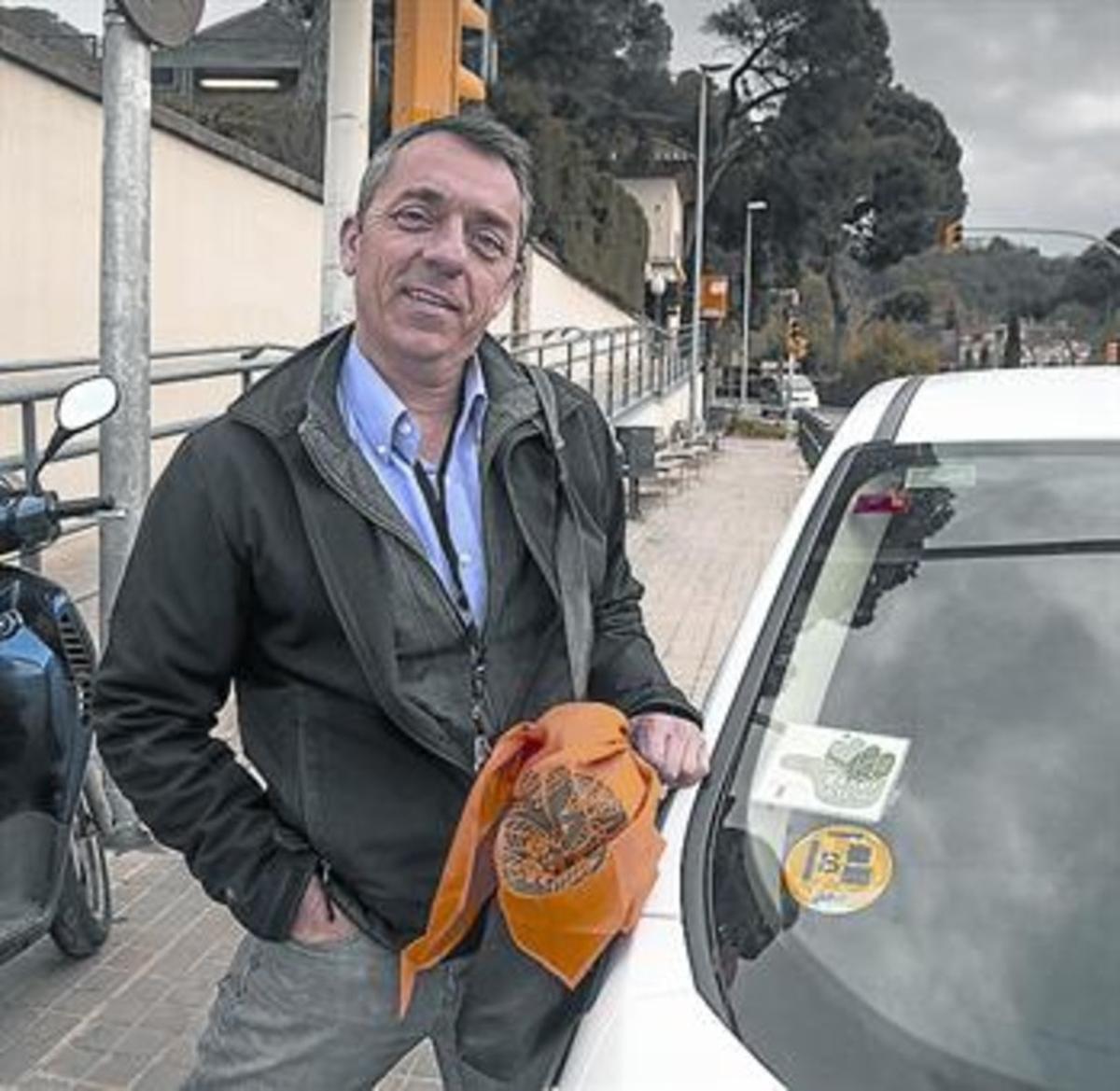 Nicolas Pirotte, de ’Barristop’, amb els identificadors del projecte. Nicolas Pirotte, de ’Barristop’, amb els identificadors del projecte.