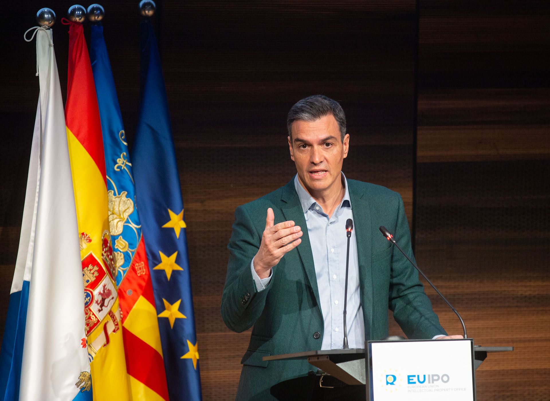 Pedro Sánchez presenta en Alicante el plan de apoyo a los jóvenes para el acceso a la vivienda