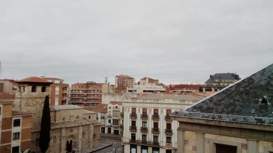 El cielo de la capital, esta mañana.