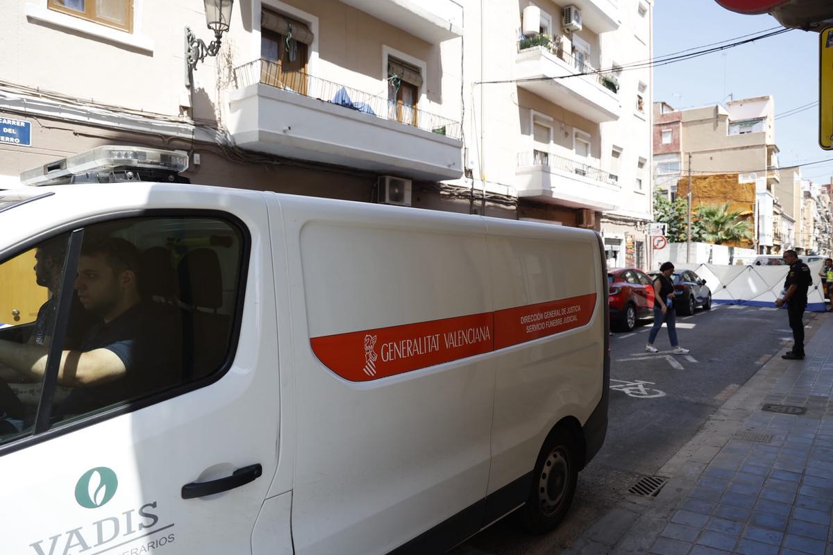 Detenido el dueño de un bar por matar a un cliente en la calle de los Hierros de València