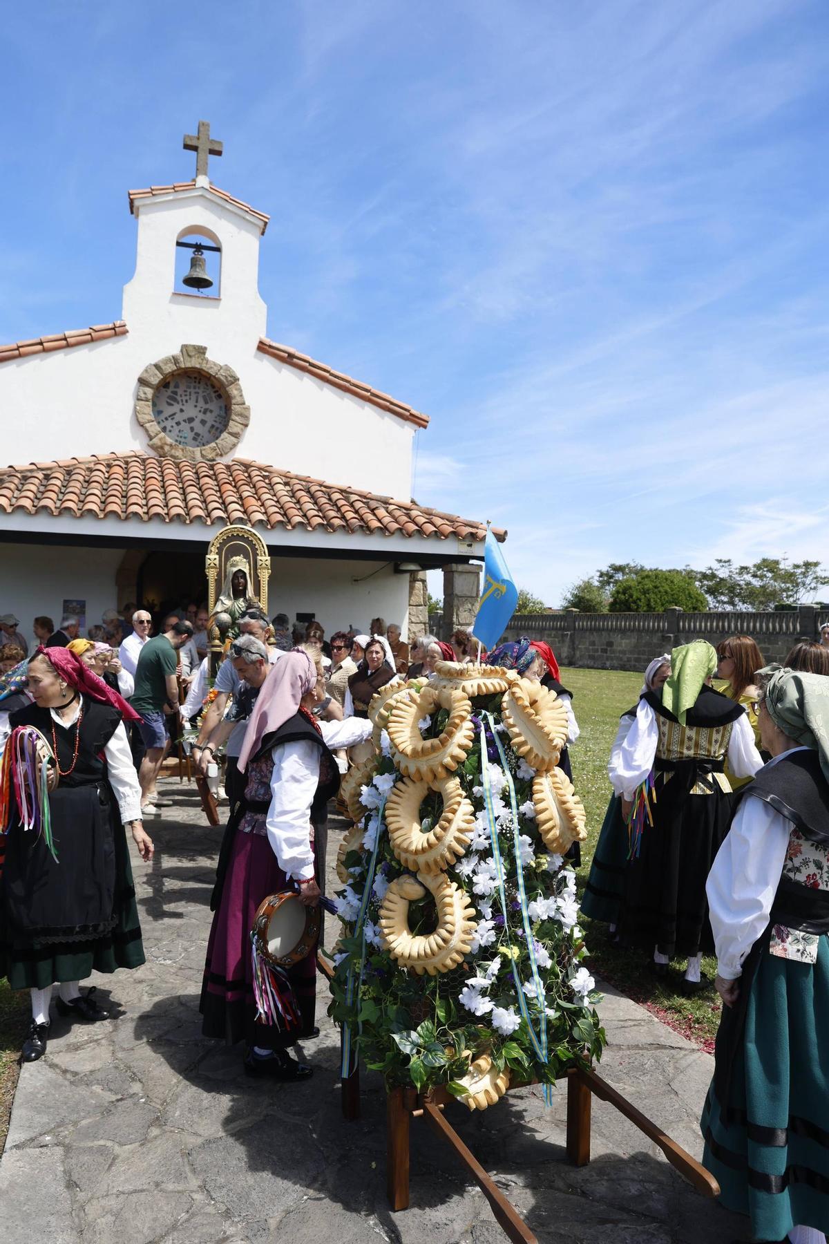 La procesión de la Virgen de La Providencia en Gijón, en imágenes