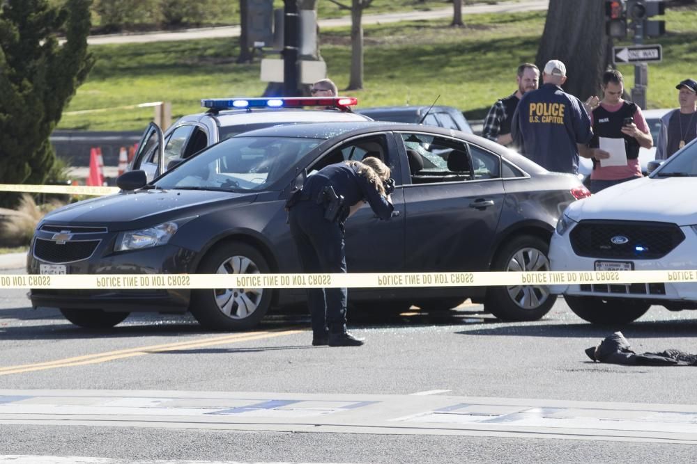 POLICÍA DISPARA A CONDUCTOR QUE INTENTÓ ...