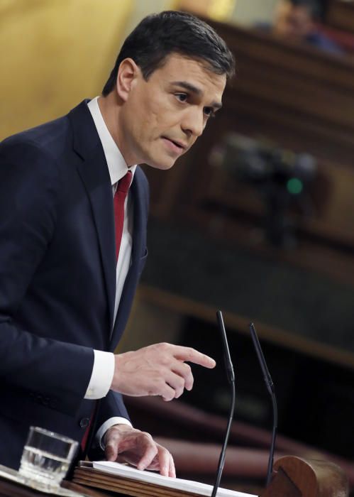 La investidura de Pedro Sánchez, en imágenes