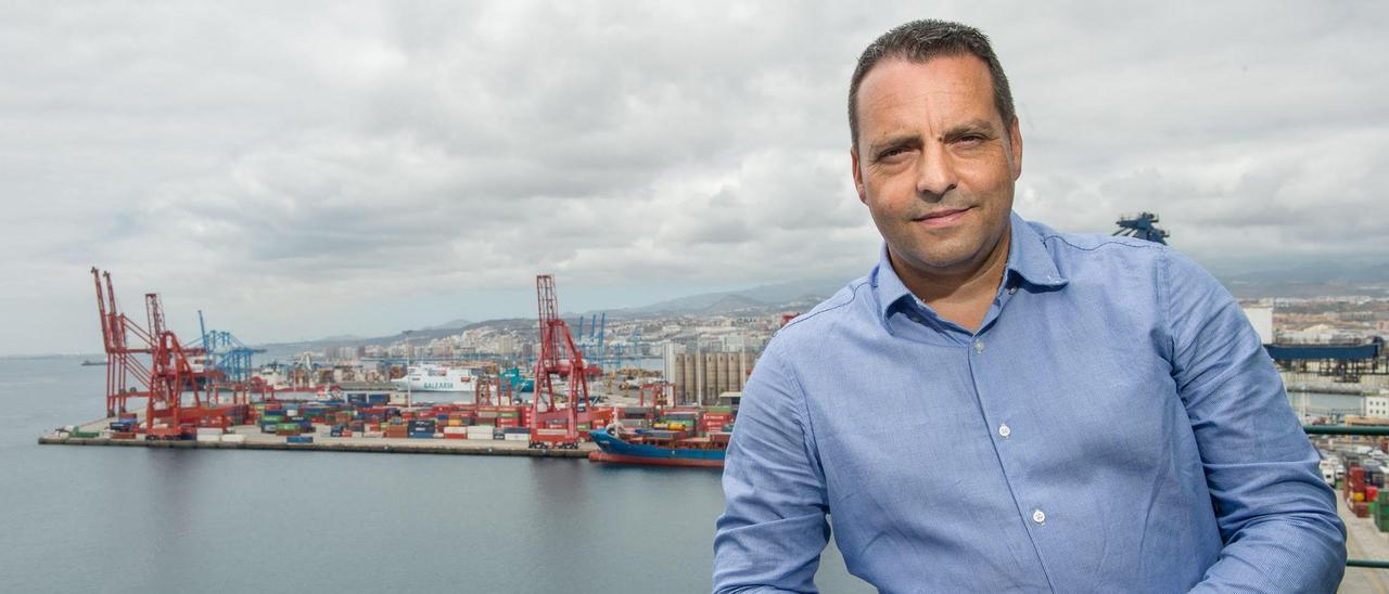 Antolín Goya, coordinador general de la Coordinadora Estatal de Trabajadores del Mar (CETM), en el Puerto de Las Palmas.