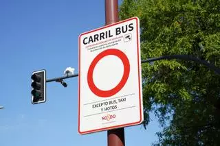 Joaquín, vecino de Sevilla multado por invadir el carril bus: "Muchísimas personas hemos caído en esa trampa"