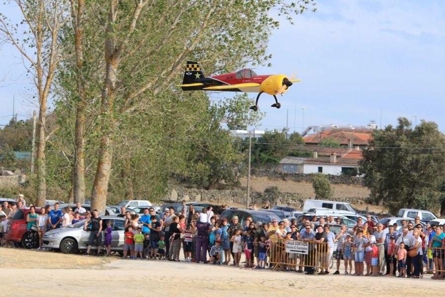 Exhibición de aeromodelismo en Bermillo de Sayago