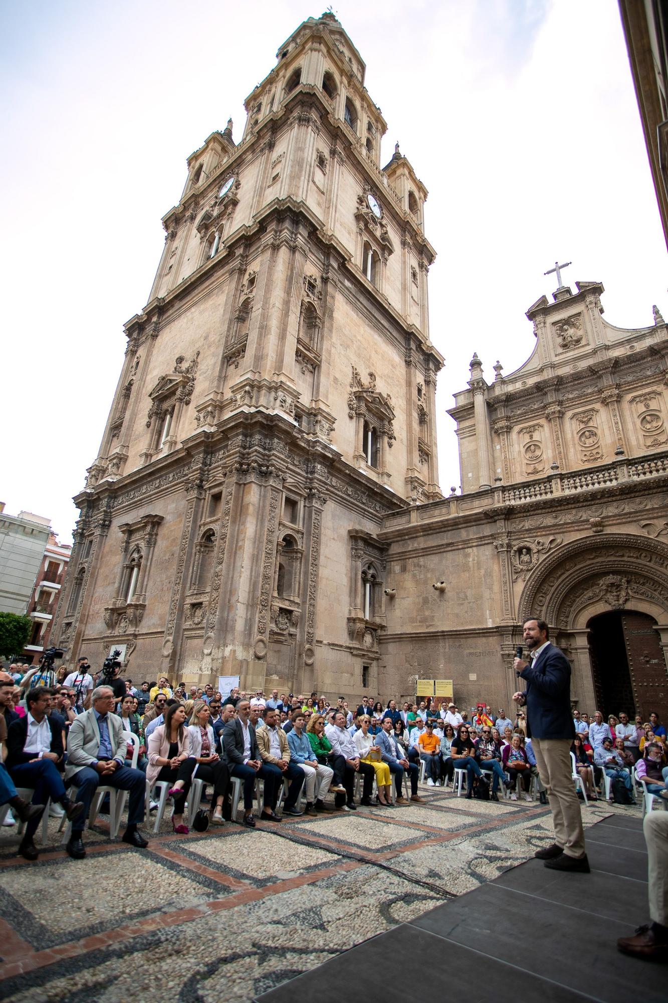 El acto de Vox en Murcia con Espinosa de los Monteros en imágenes