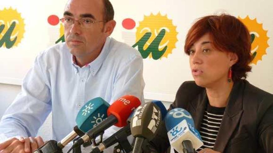 Eduardo Zorrilla y Dolores Quintana, en la rueda de prensa de ayer.