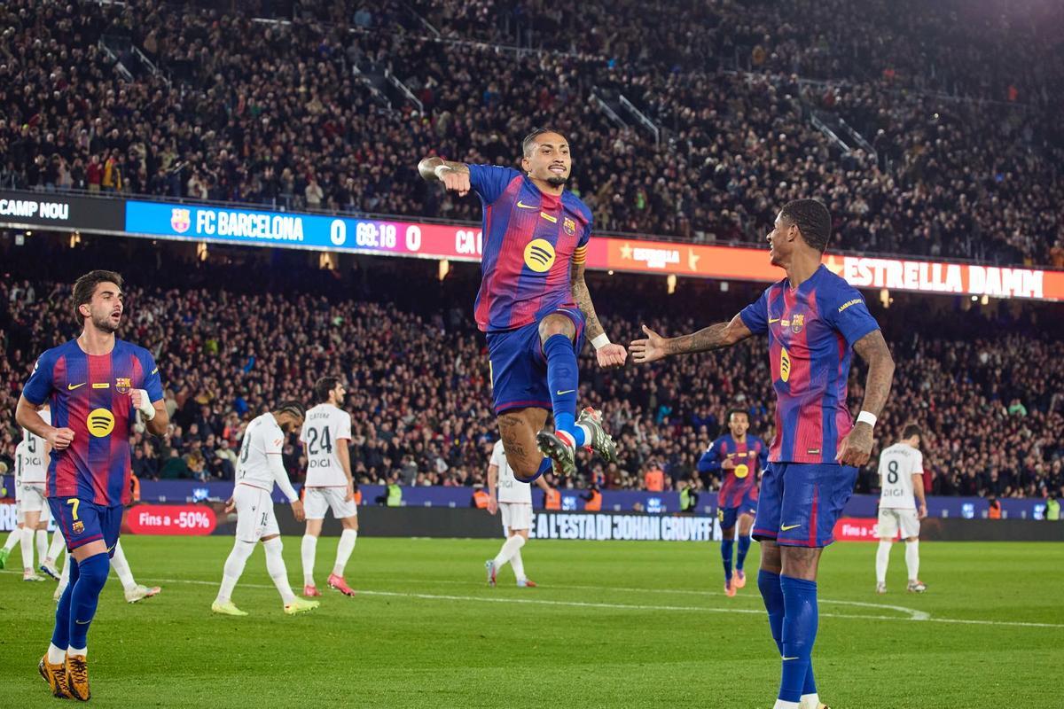 Raphinha celebra su tanto ante Osasuna