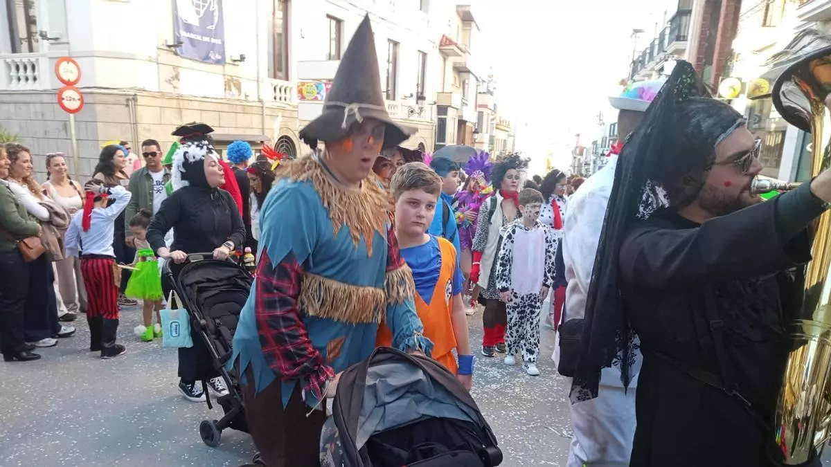 Rute despide el Carnaval con un multitudinario Domingo de Piñata