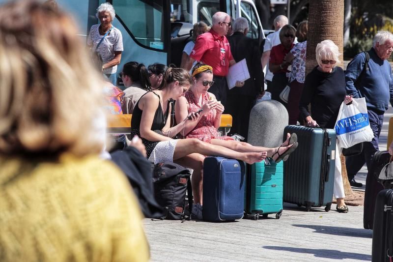 Situación en el aeropuerto de Tenerife Sur.