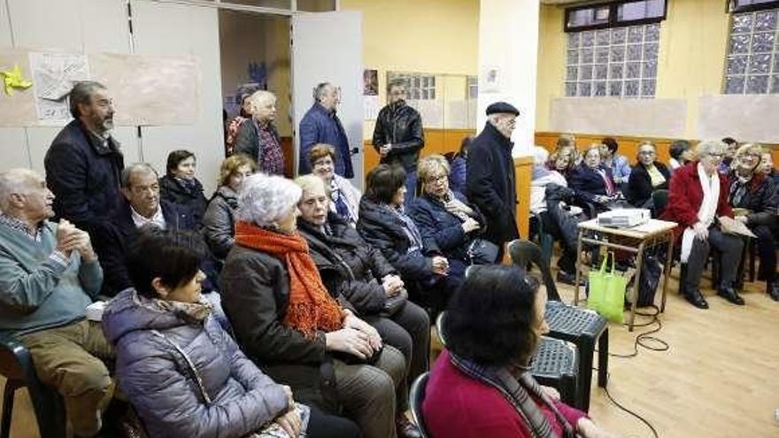 Charla sobre mayores en El Polígono