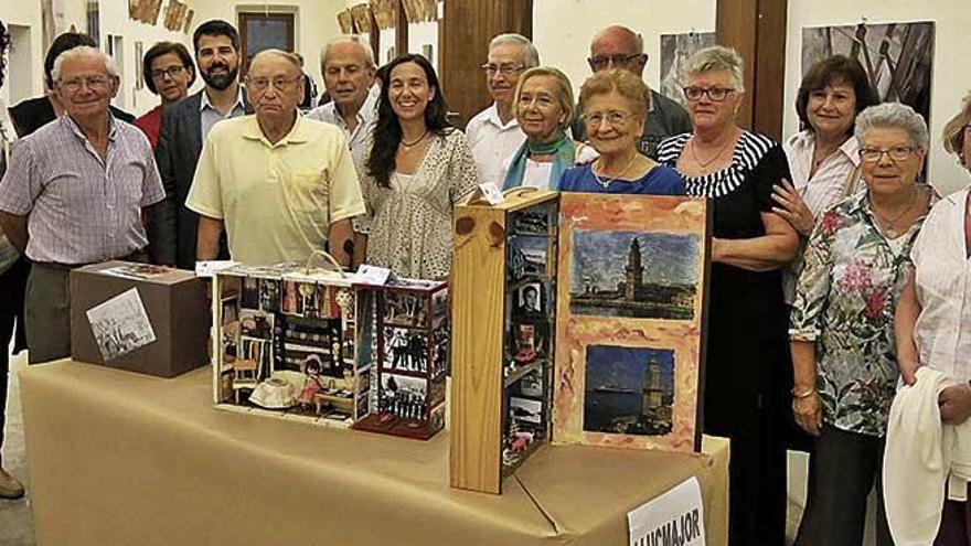 Los participantes del proyecto de Llucmajor hicieron una exposiciÃ³n colectiva con sus cajas en 2017.